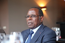 Le ministre Gilbert Mokoki