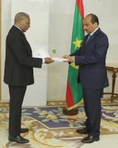 Remise des Lettres de créance à SEM Le Président de la République Islamique de Mauritanie par l'ambassadeur Luc-Jean Saint-Vito Aka Evy