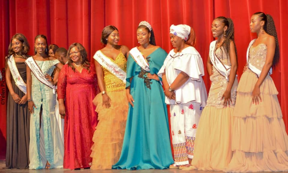 Photo de groupe de l'élection de la 3ème édition de l'élection Miss Congo Diaspora Sénégal 2019