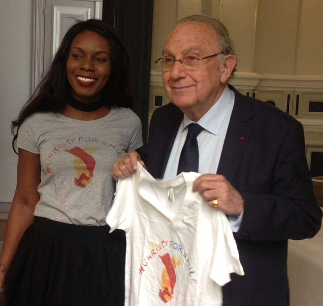 Pierre Aidenbaum, maire du 3ème arrondissement de Paris venu soutenir l'initiative en faveur des femmes de l'association Christy For Smile le 31 mars 2017