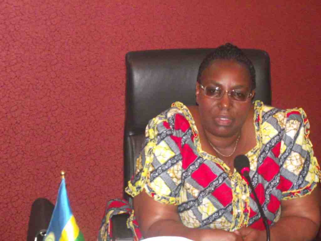 Rwanda : la ministre Séraphine Moukantabana invite les réfugiés rwandais du Congo a rentrer au pays