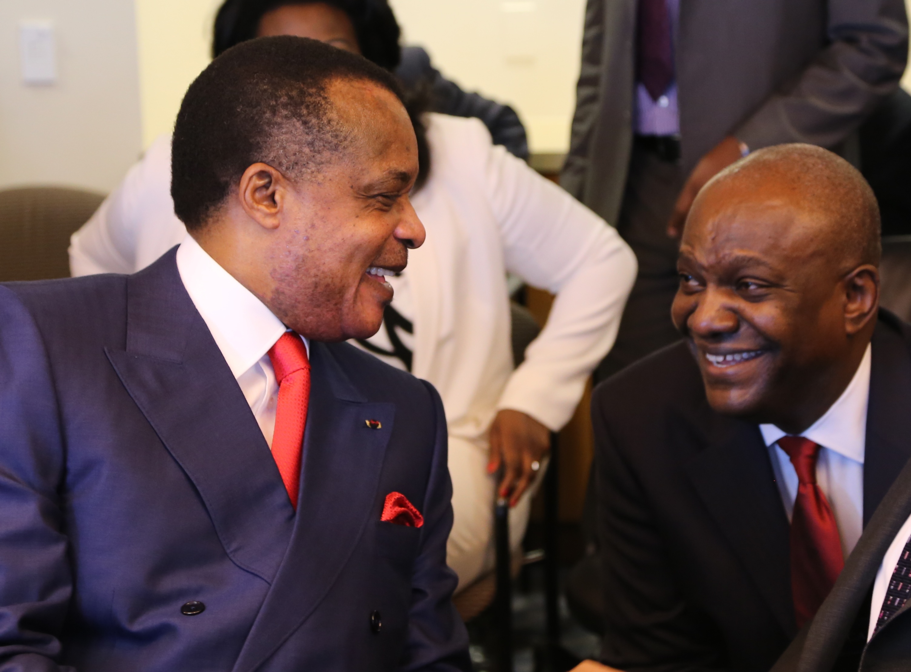 Le Dr. Jean Vivien Mombouli et le président Denis Sassou N'Guesso à l'institut national de santé américain (NIH) ©ADIAC