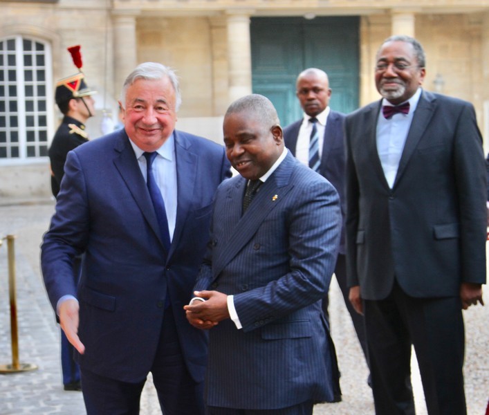 Pierre Ngolo reçu par son homologue français Gérard Larcher président du Sénat en présence de Rodolphe Adada, ambassadeur du Congo en France