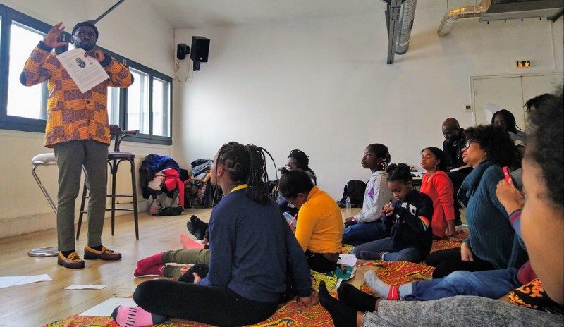 Association Enfants Mundo lors du Premier Atelier l'occasion du Mois de l'Histoire des Noir 2020 à Paris