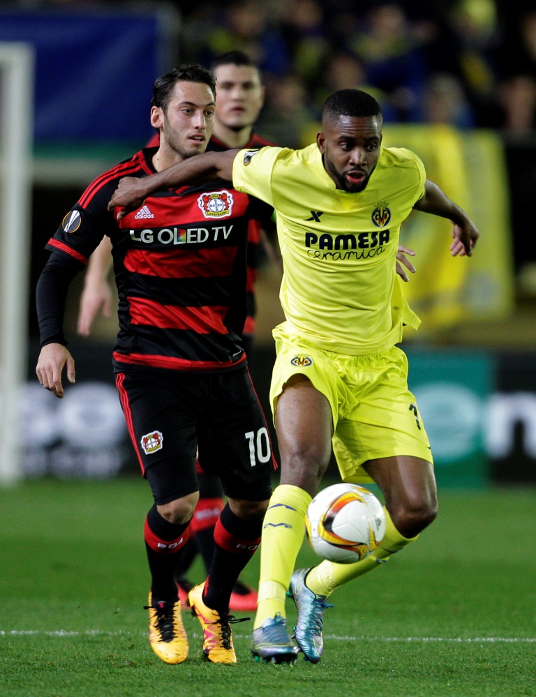 Doublé de Cédric Bakambu face au Bayer Leverkusen (JOSE JORDAN / AFP)