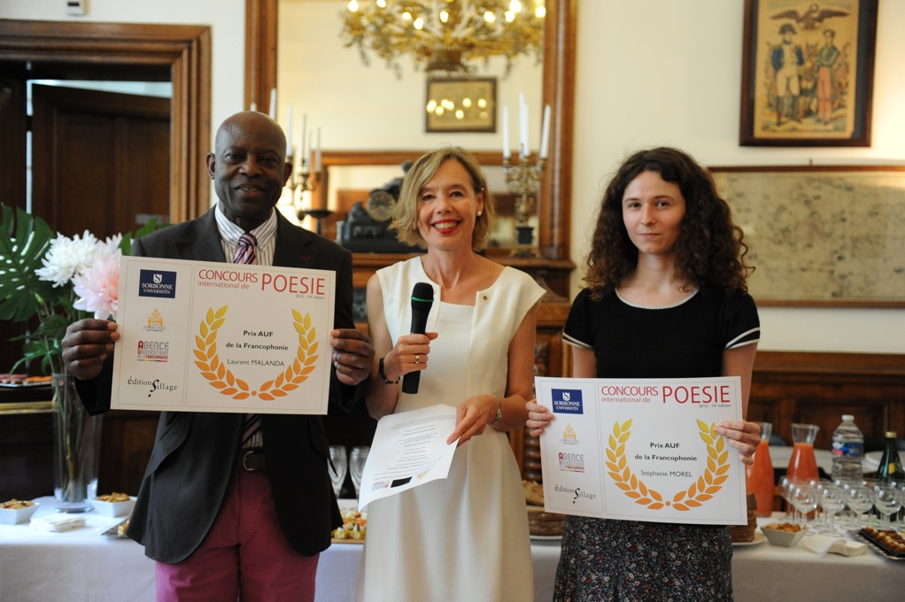 Dominique Barbéris, présidente du jury du concours de poésie de la Sorbonne au milieu