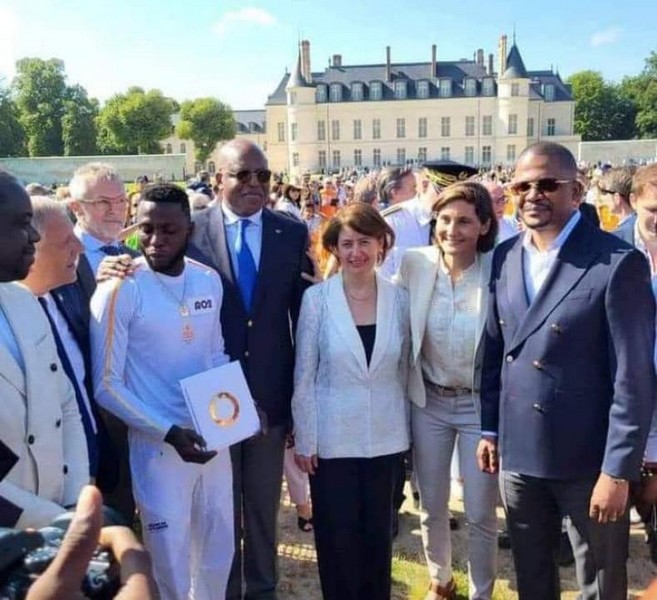 Personnalités congolaises , arméniennes et françaises autour de Arnold Daso Kisoka